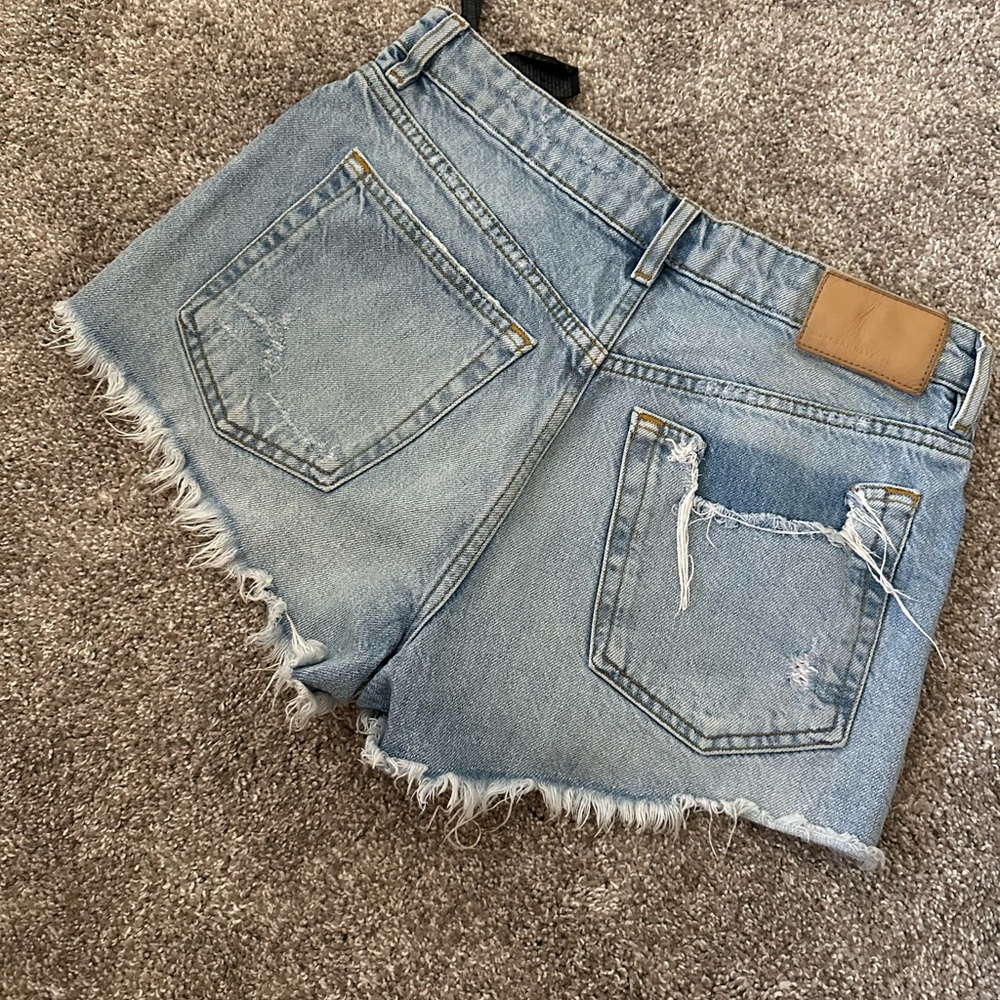 Zara The High Waist short size 4 - Picture 3 of 3